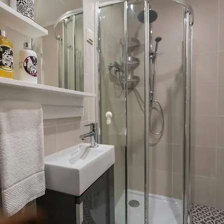 To Be Mouraria Apartment